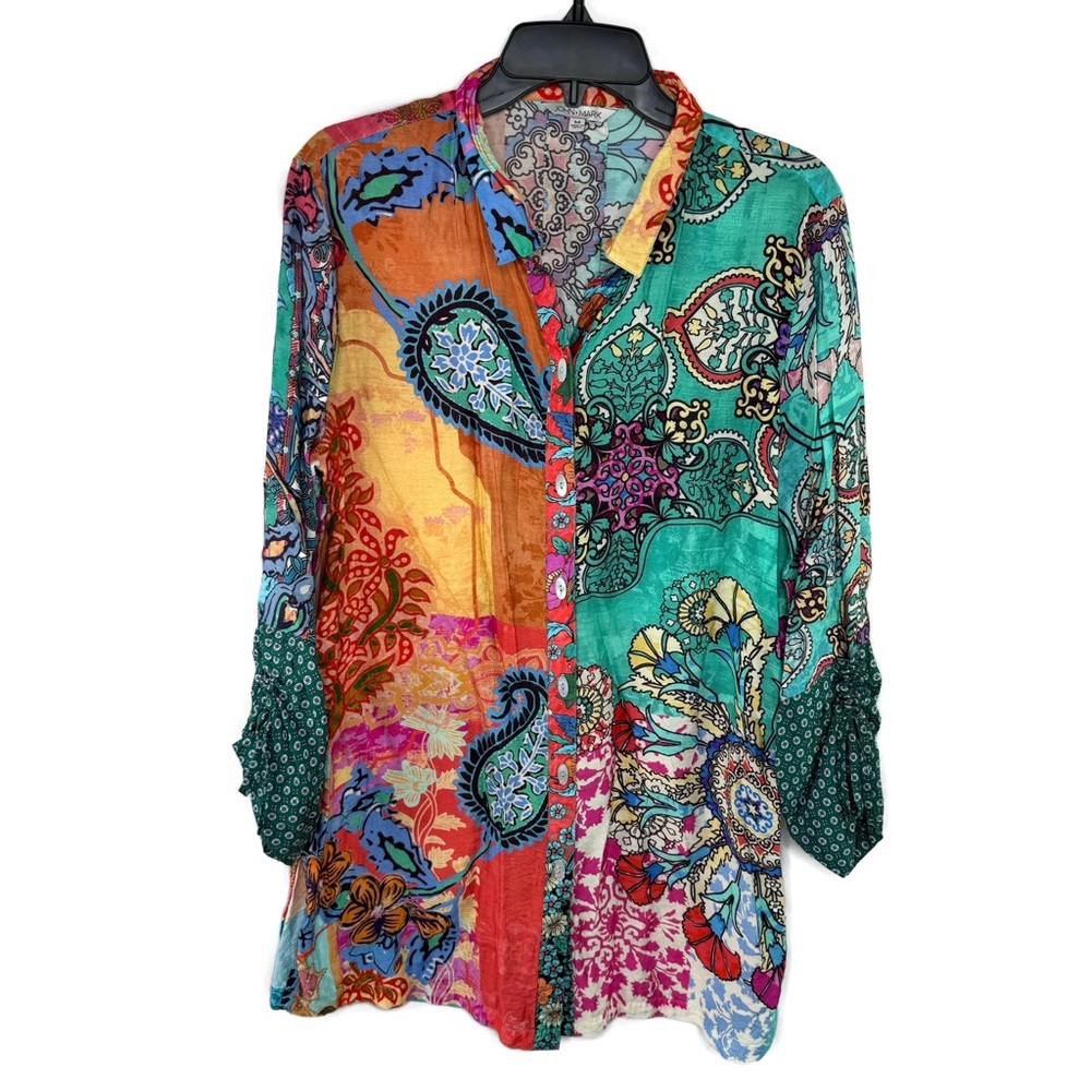 John Mark Multicolored Button Down Shirt with 3/4 Sleeves and Dress Shirt Collar